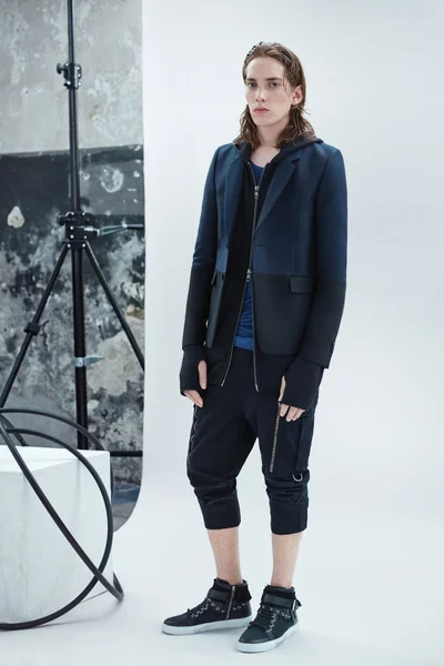 Look 33